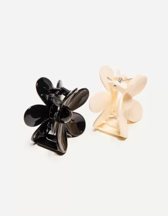2-pack of flower hair clips