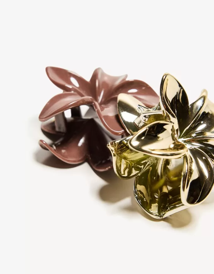 2-pack of metallic flower hair clips 2-pack of metallic flower hair clips