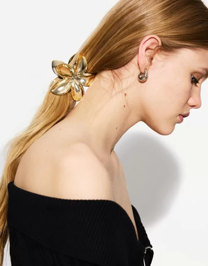 2-pack of metallic flower hair clips 2-pack of metallic flower hair clips