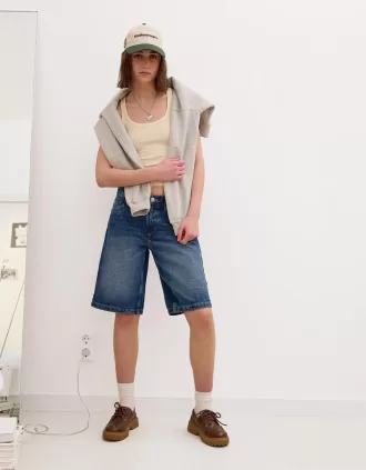 Baggy denim shorts