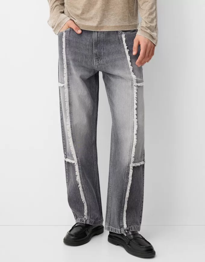Baggy jeans with fringing Baggy jeans with fringing
