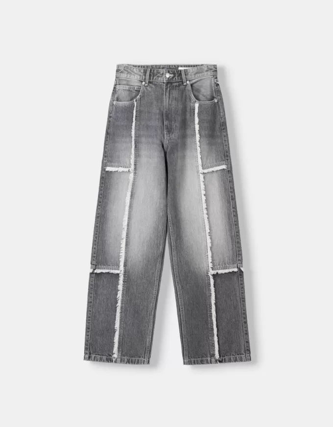 Baggy jeans with fringing Baggy jeans with fringing