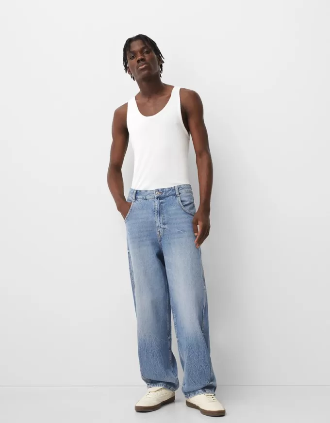 Baggy jeans with seam details