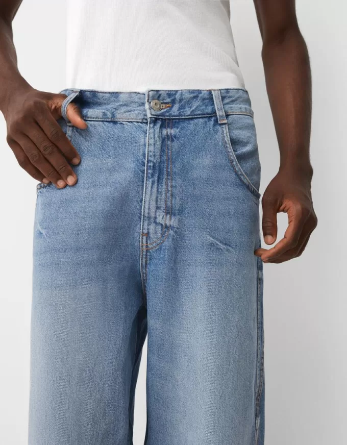 Baggy jeans with seam details Baggy jeans with seam details