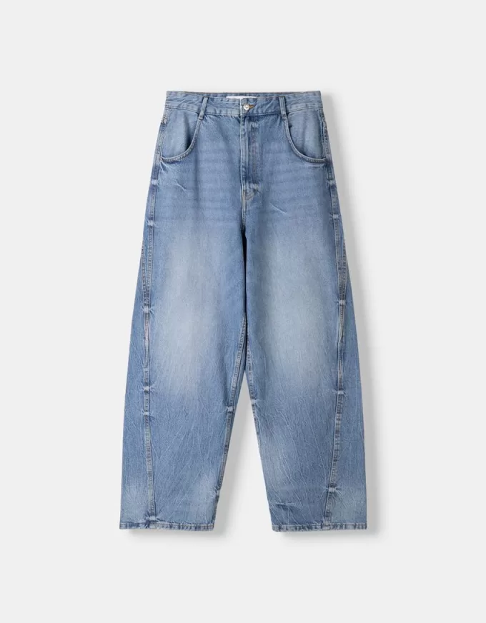 Baggy jeans with seam details Baggy jeans with seam details