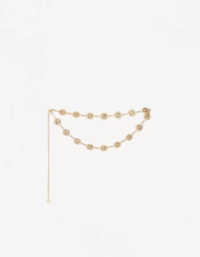 Belt with chain trim Belt with chain trim