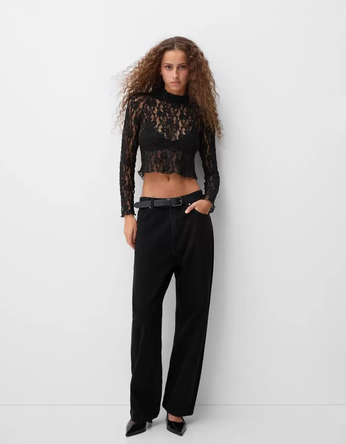 Blonde lace high neck long sleeve T-shirt Blonde lace high neck long sleeve T-shirt