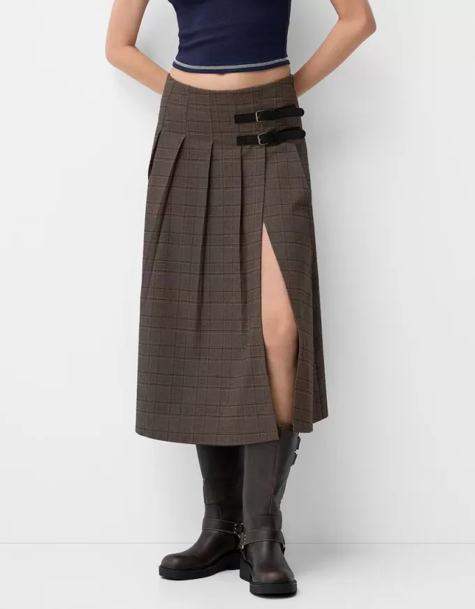 Box pleat midi skirt with a belt detail Box pleat midi skirt with a belt detail