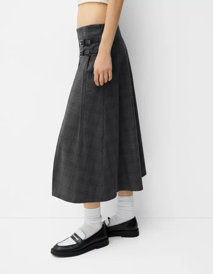 Box pleat midi skirt with a belt detail Box pleat midi skirt with a belt detail