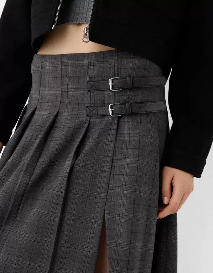 Box pleat midi skirt with a belt detail Box pleat midi skirt with a belt detail