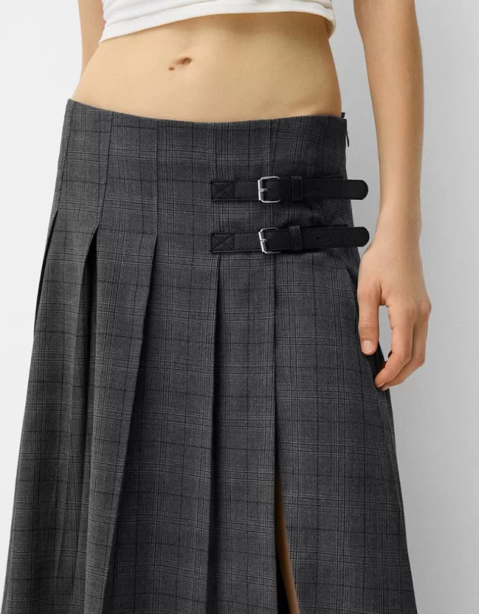 Box pleat midi skirt with a belt detail Box pleat midi skirt with a belt detail