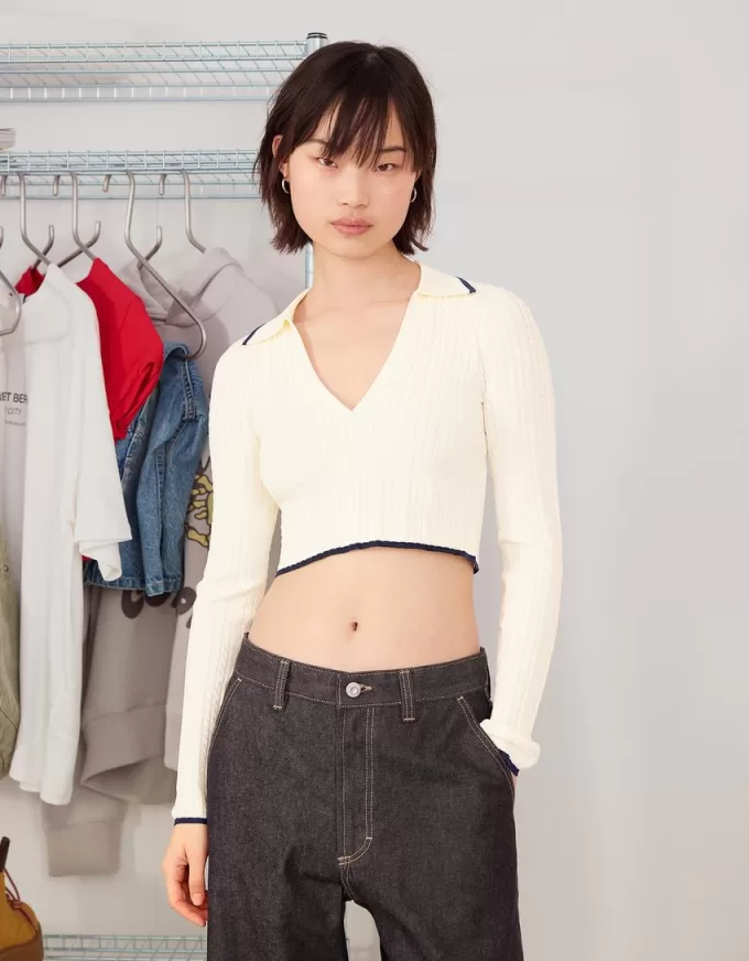 Cable-knit polo collar sweater Cable-knit polo collar sweater