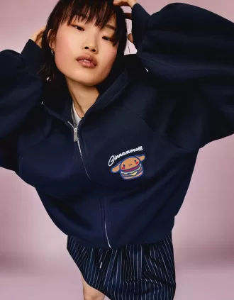 Cinnamoroll zip-up hoodie