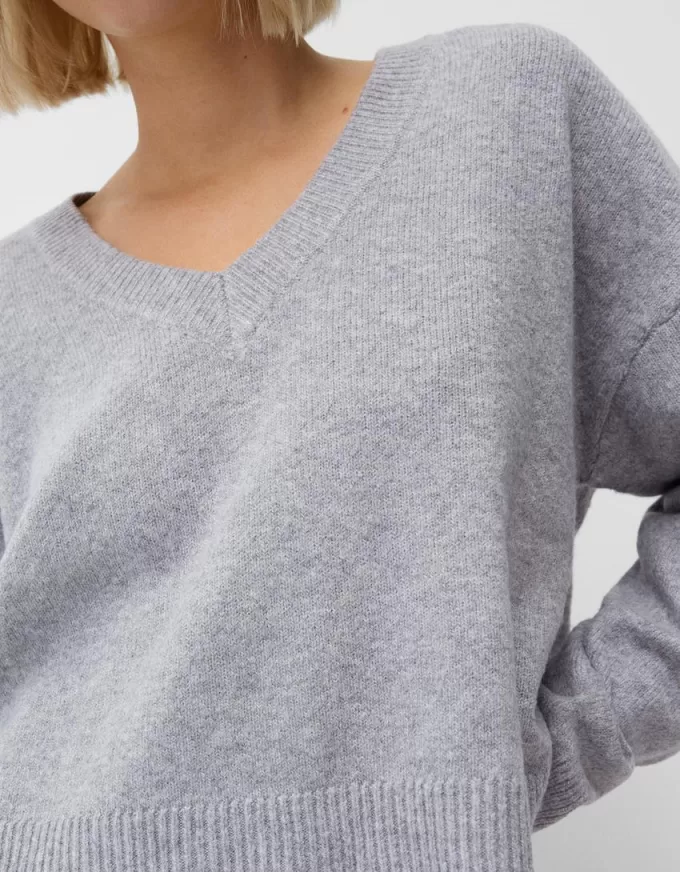 Cropped V-neck sweater Cropped V-neck sweater