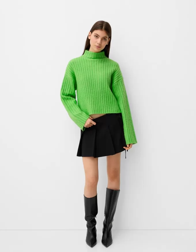 Cropped ribbed oversize high neck sweater Cropped ribbed oversize high neck sweater