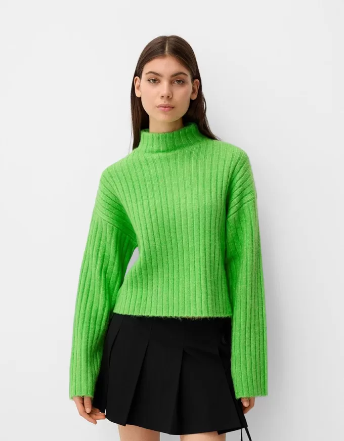 Cropped ribbed oversize high neck sweater Cropped ribbed oversize high neck sweater