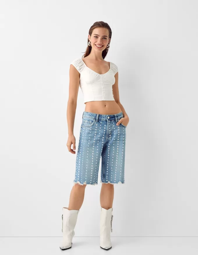 Cropped shirt with buttons Cropped shirt with buttons