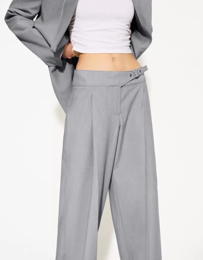 Darted pants with buckle Darted pants with buckle