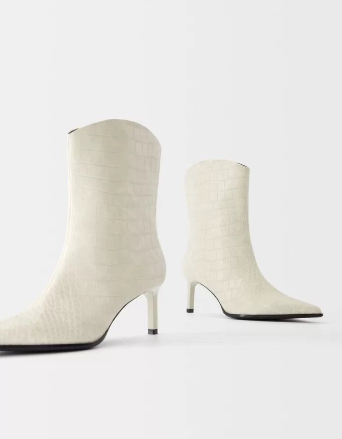 Embossed animal print heeled ankle boots Embossed animal print heeled ankle boots