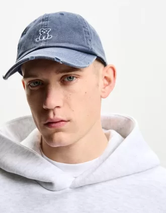 Embroidered ripped cap Embroidered ripped cap