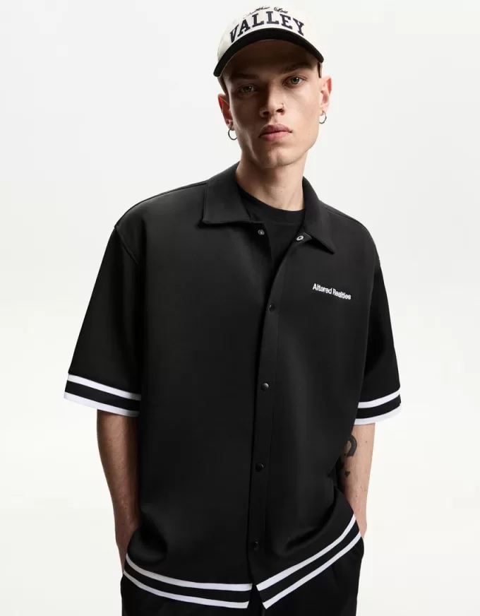 Embroidered short sleeve boxy fit shirt Embroidered short sleeve boxy fit shirt