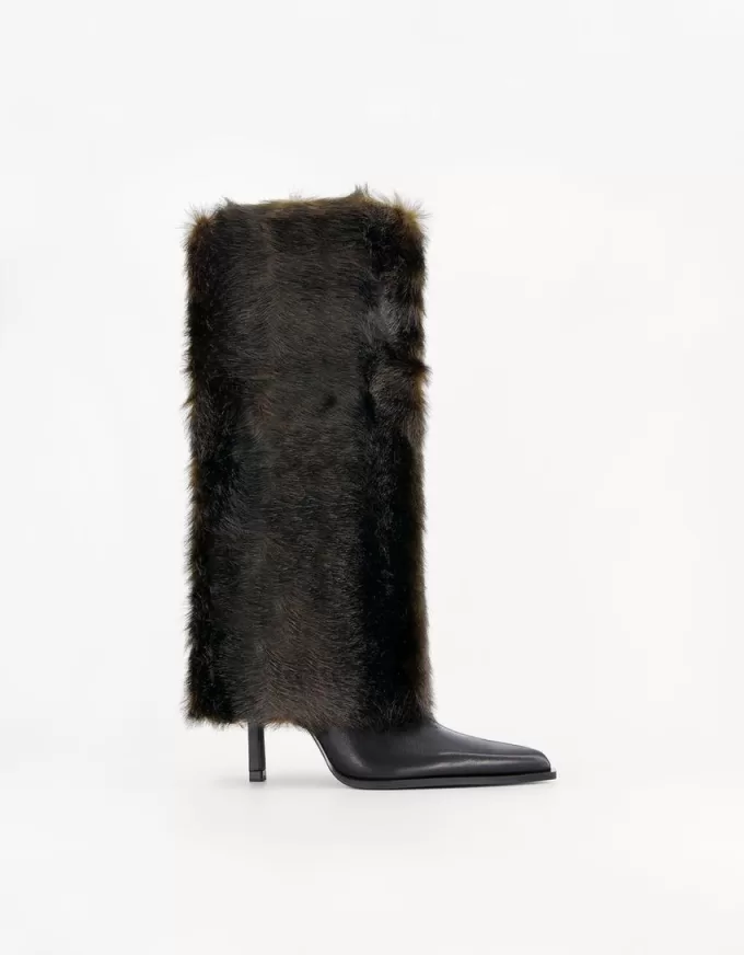 Faux fur high-heel boots Faux fur high-heel boots
