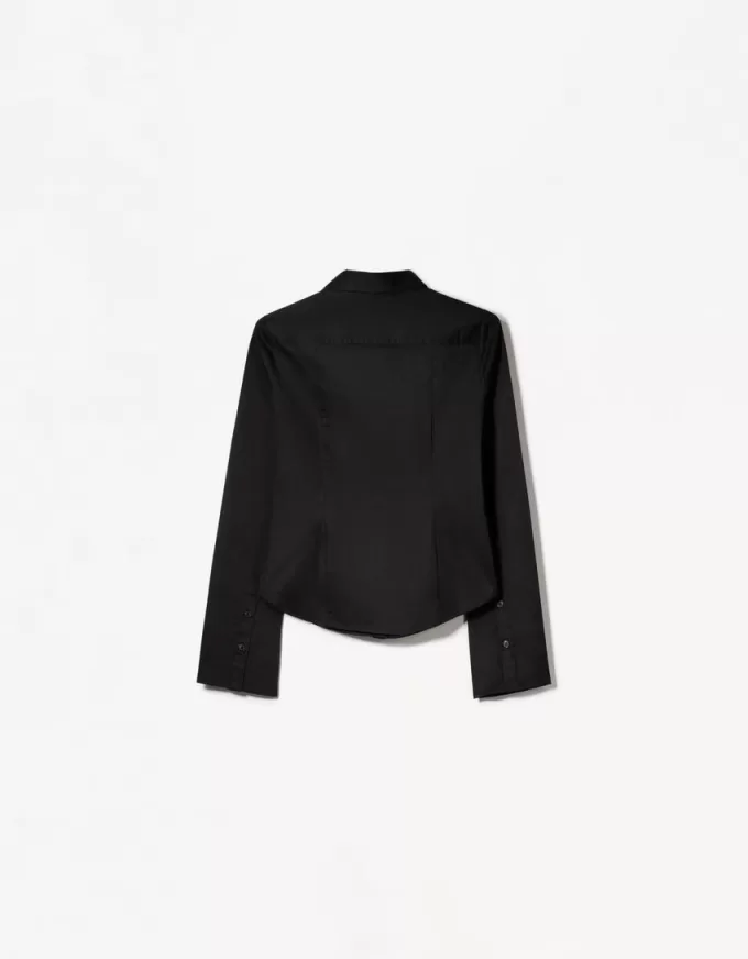 Fitted shirt with flared sleeves