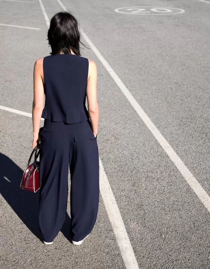 Fitted vest Fitted vest