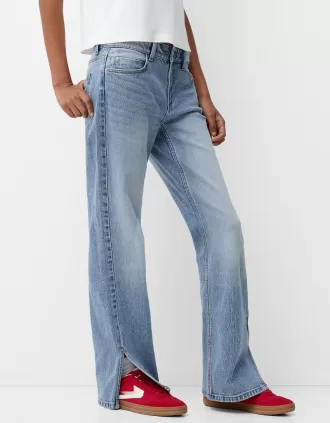 Flared split-hem jeans