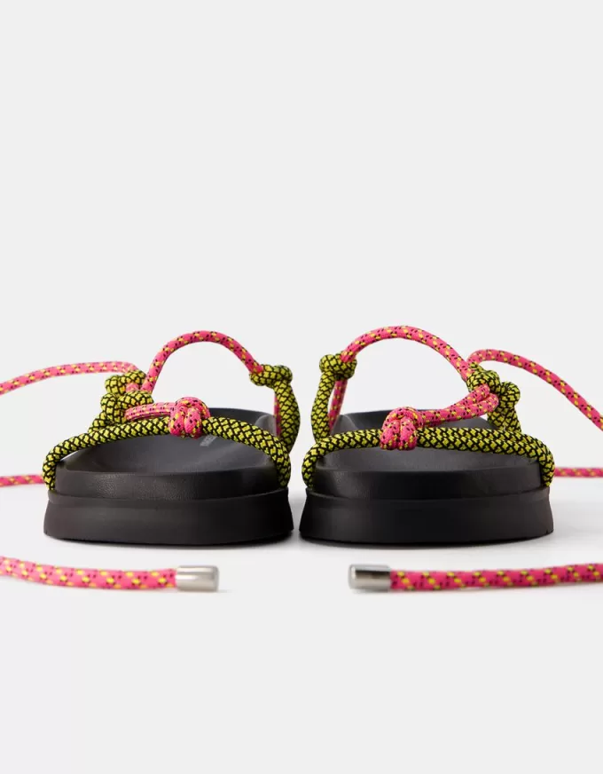 Flat rope sandals