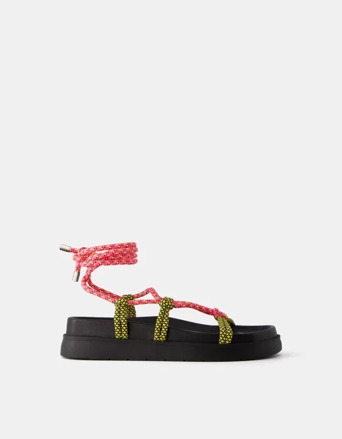 Flat rope sandals