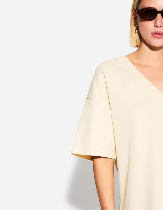 Heavy cotton V-neck short sleeve T-shirt Heavy cotton V-neck short sleeve T-shirt