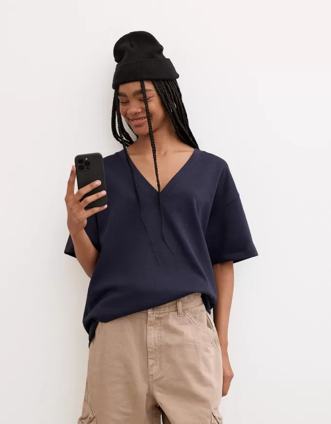 Heavy cotton V-neck short sleeve T-shirt Heavy cotton V-neck short sleeve T-shirt