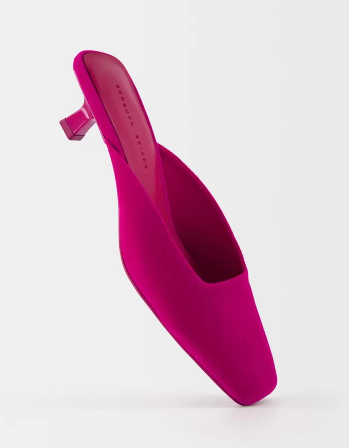 Heeled velvet mules Heeled velvet mules