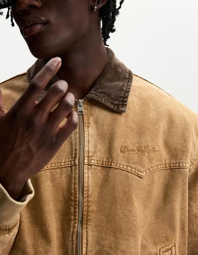 Jacket with contrasting collar Jacket with contrasting collar