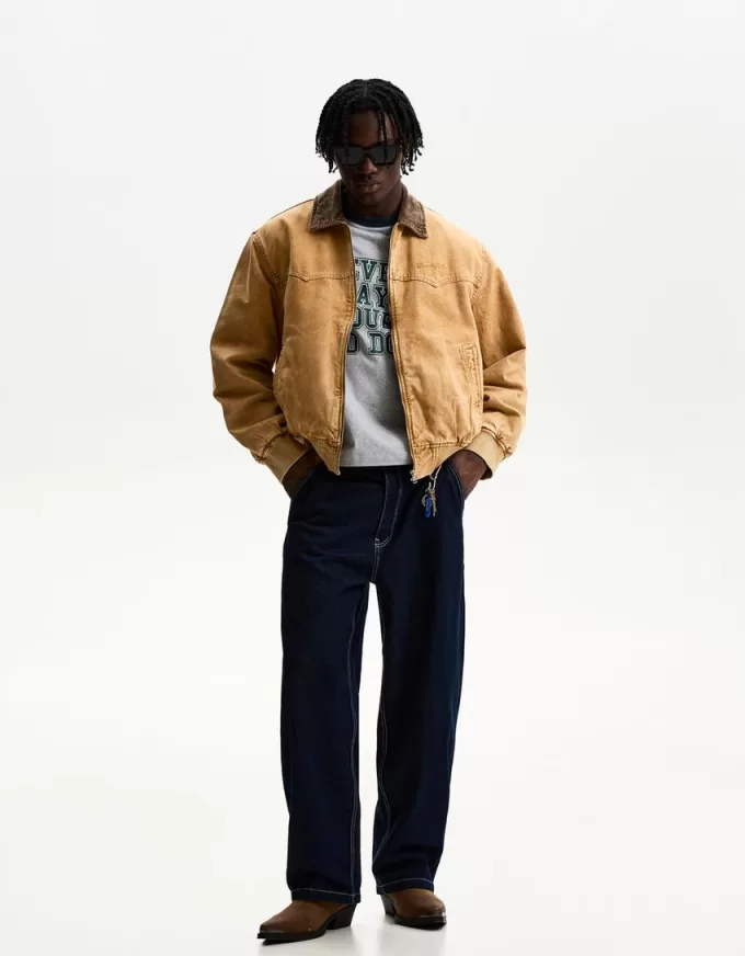 Jacket with contrasting collar Jacket with contrasting collar