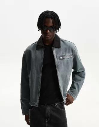 Jacket with contrasting collar