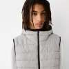 Lightweight puffer vest with hood Lightweight puffer vest with hood