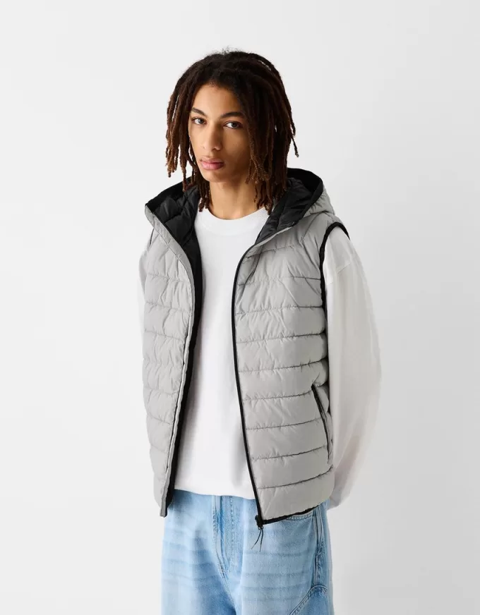 Lightweight puffer vest with hood Lightweight puffer vest with hood