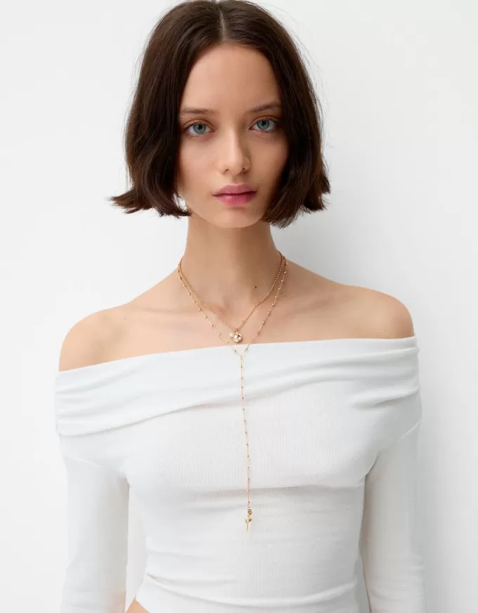 Long rose necklace Long rose necklace