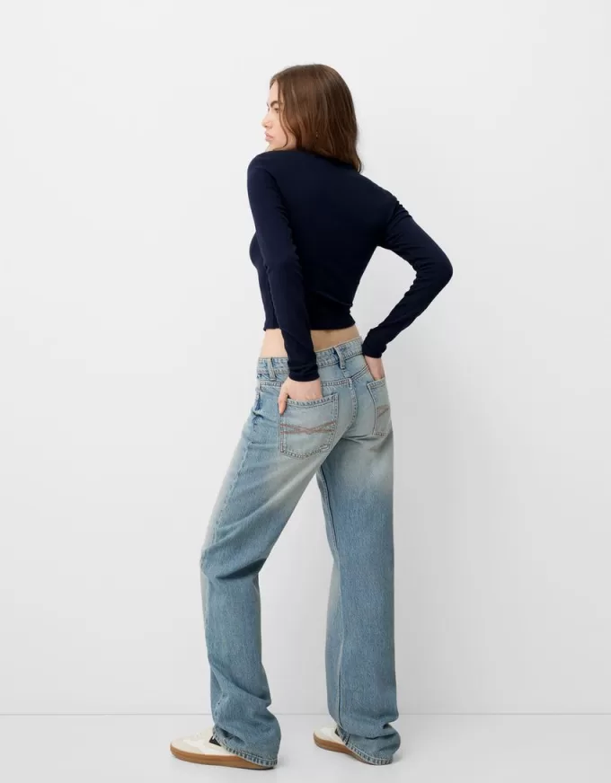 Long sleeve T-shirt Long sleeve T-shirt