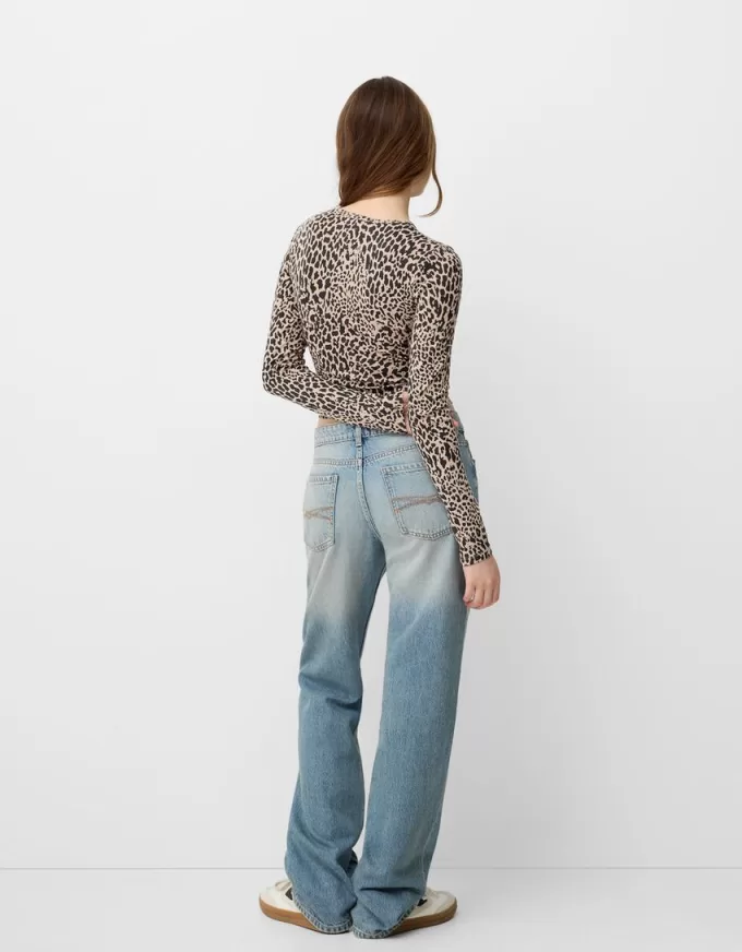 Long sleeve T-shirt Long sleeve T-shirt