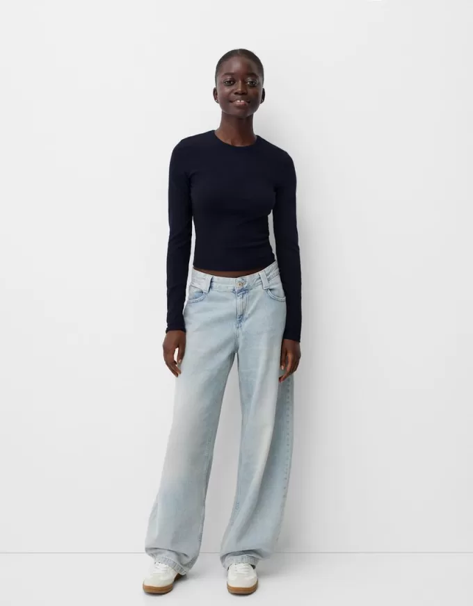 Long sleeve T-shirt Long sleeve T-shirt