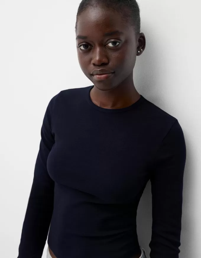 Long sleeve T-shirt Long sleeve T-shirt