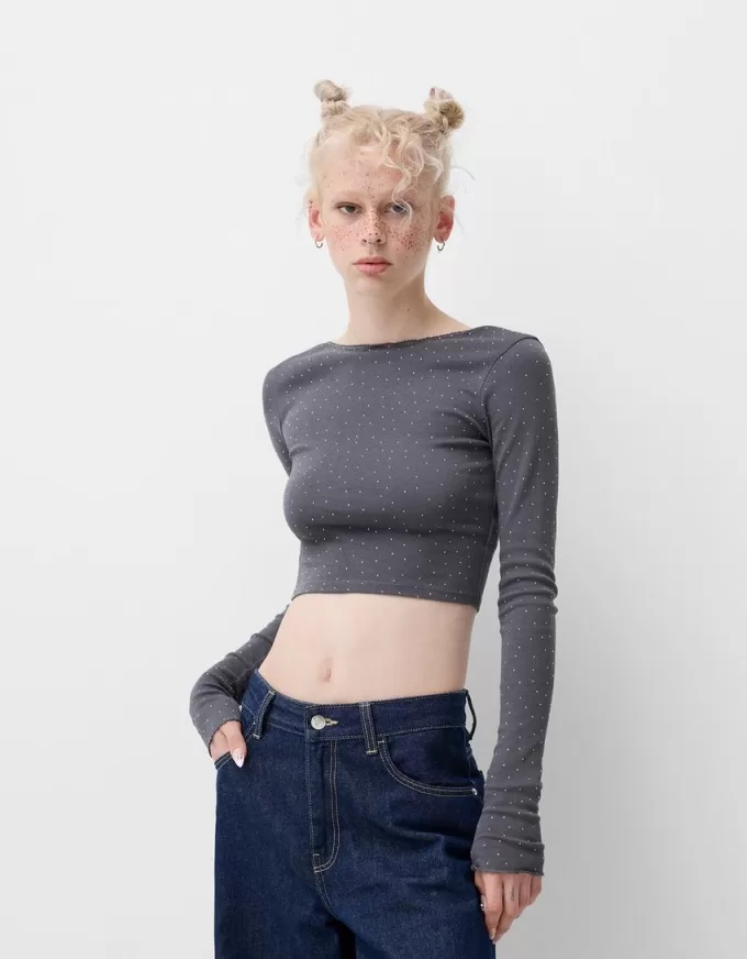 Long sleeve T-shirt with all-over rhinestones Long sleeve T-shirt with all-over rhinestones