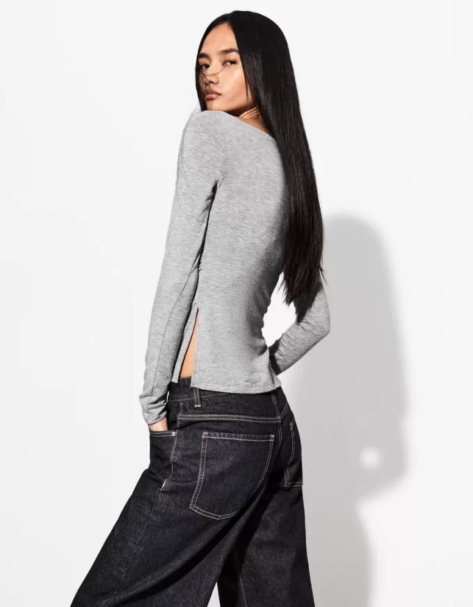 Long sleeve T-shirt with gathered detail Long sleeve T-shirt with gathered detail