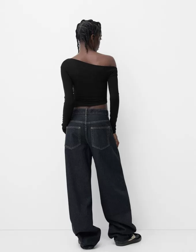 Long sleeve asymmetric T-shirt Long sleeve asymmetric T-shirt