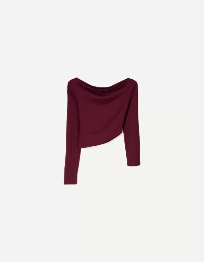 Long sleeve asymmetric T-shirt Long sleeve asymmetric T-shirt