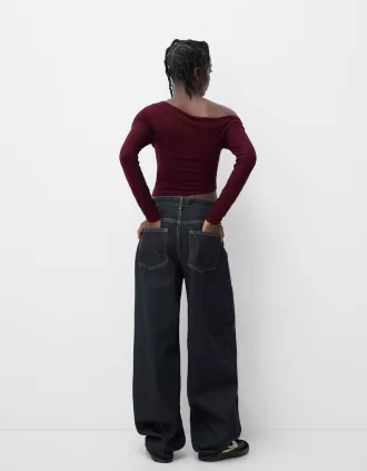 Long sleeve asymmetric T-shirt