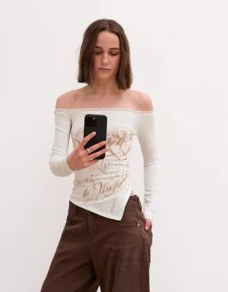 Long sleeve asymmetric T-shirt